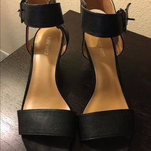 Nine West Sandals size 8.5